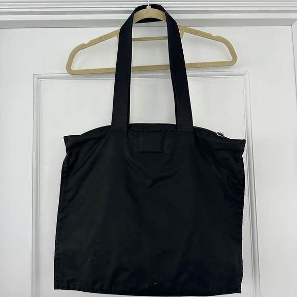 Prada Tote Nylon Black - Picture 2 of 11
